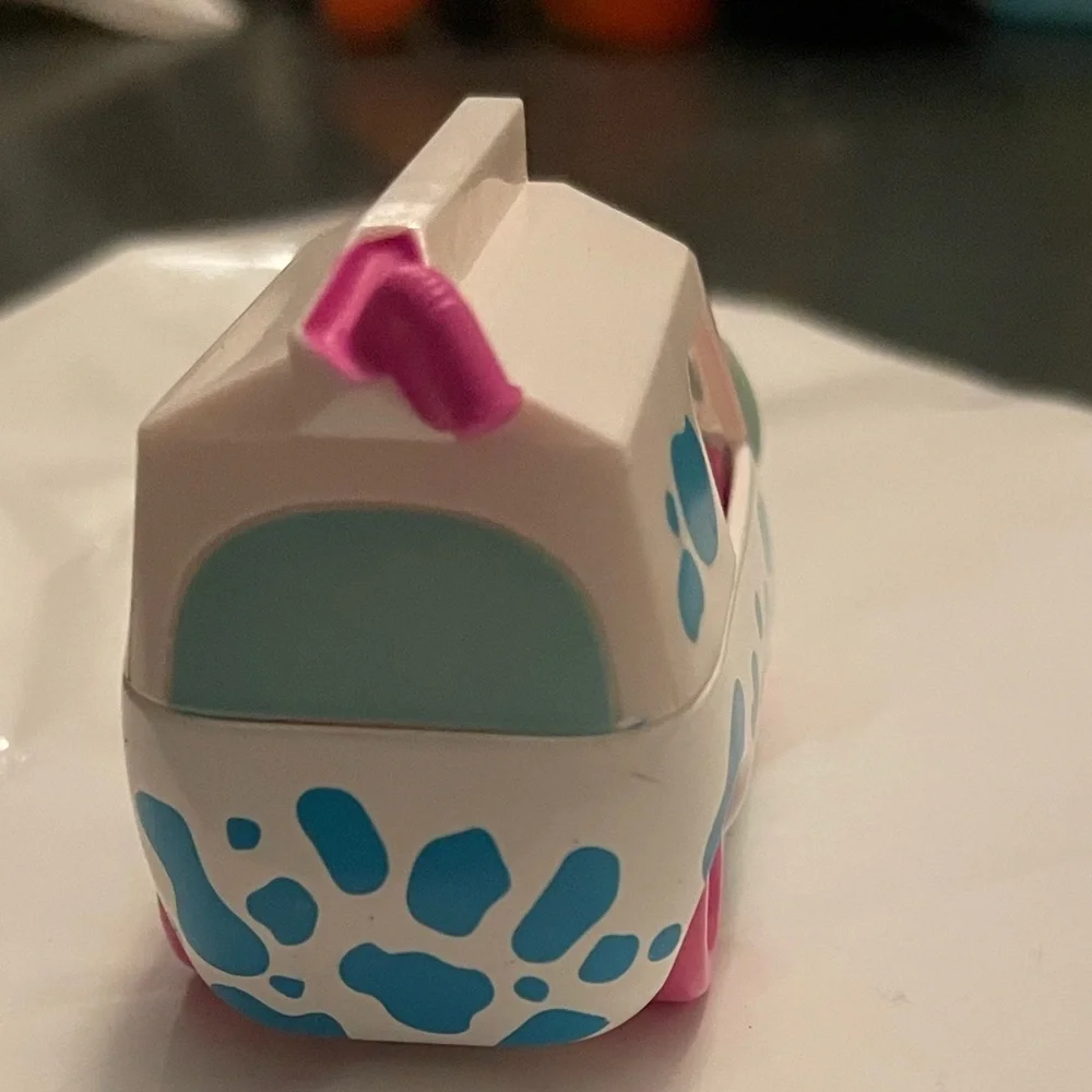 Shopkins milk truck Cute White and Blue Toy Van